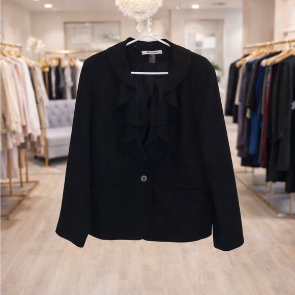 Peter Nygard Jackets & Blazers - NyGard Black Womens Ruffled Front Jacket